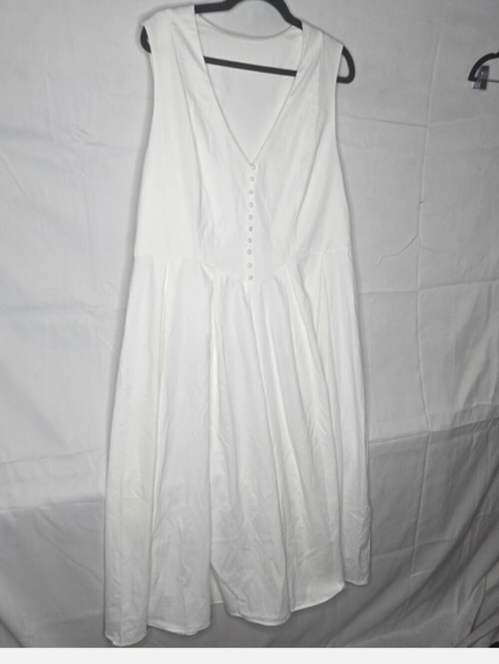 NWT Floreya White Sleeveless Dress Button Detail 2X Beach Bachelorette Wedding